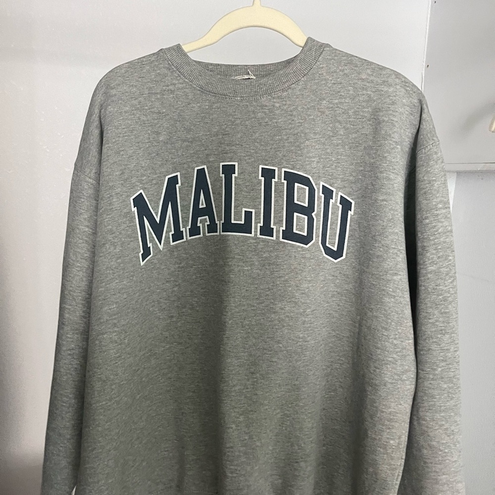 Rare brandy Melville Malibu crewneck